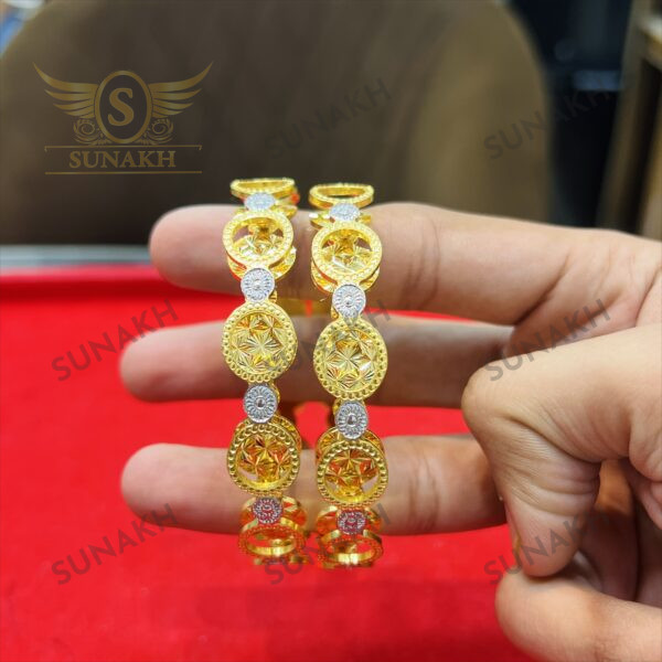 CRYSTAL EMPRESS BANGLE