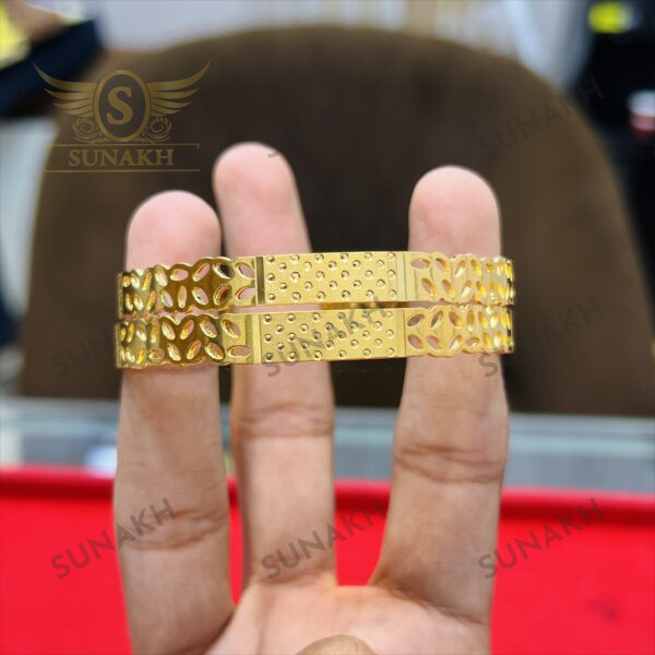 NIRVANALOOP BANGLE - Image 2