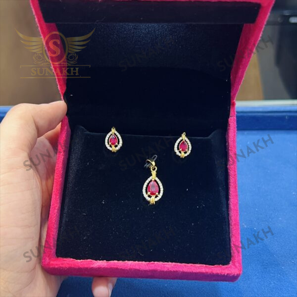RUBY GLOW PENDENT SET - Image 4