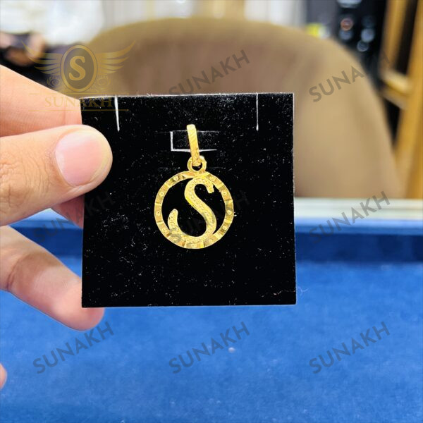 STELLAR S PENDANT