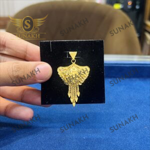 GULNAAR PENDANT