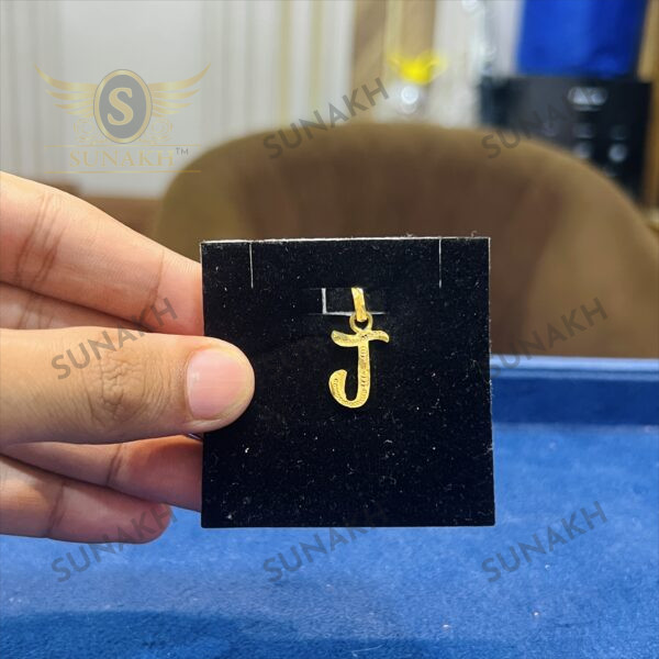JOYFUL J PENDANT
