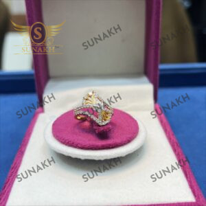 QUEEN'S CHARM RING