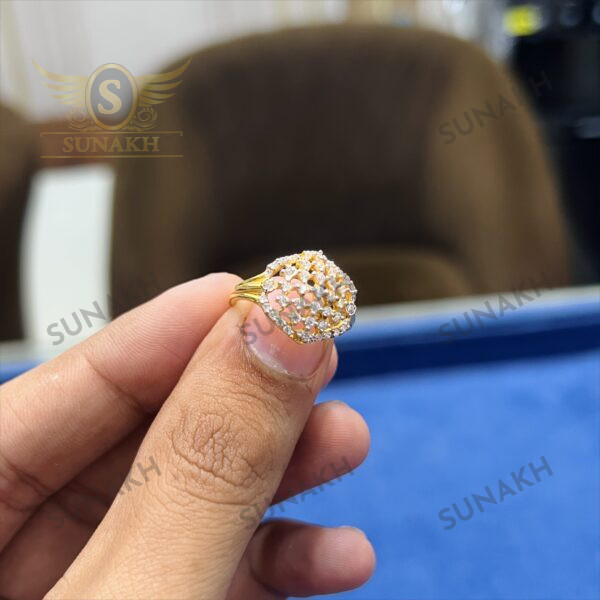 MAJESTY CREST RING - Image 2