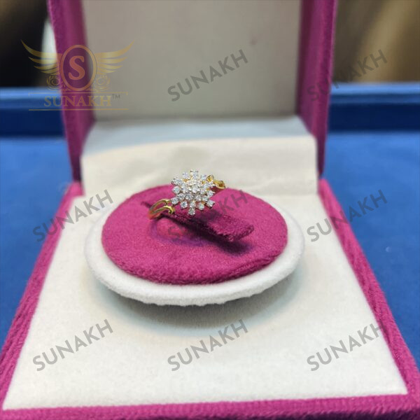 CRYSTAL BLOOM RING