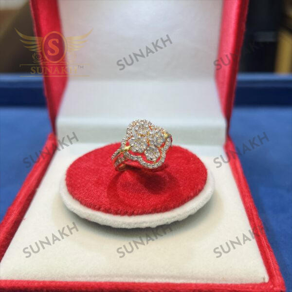 BLOSSOM QUARTLET RING