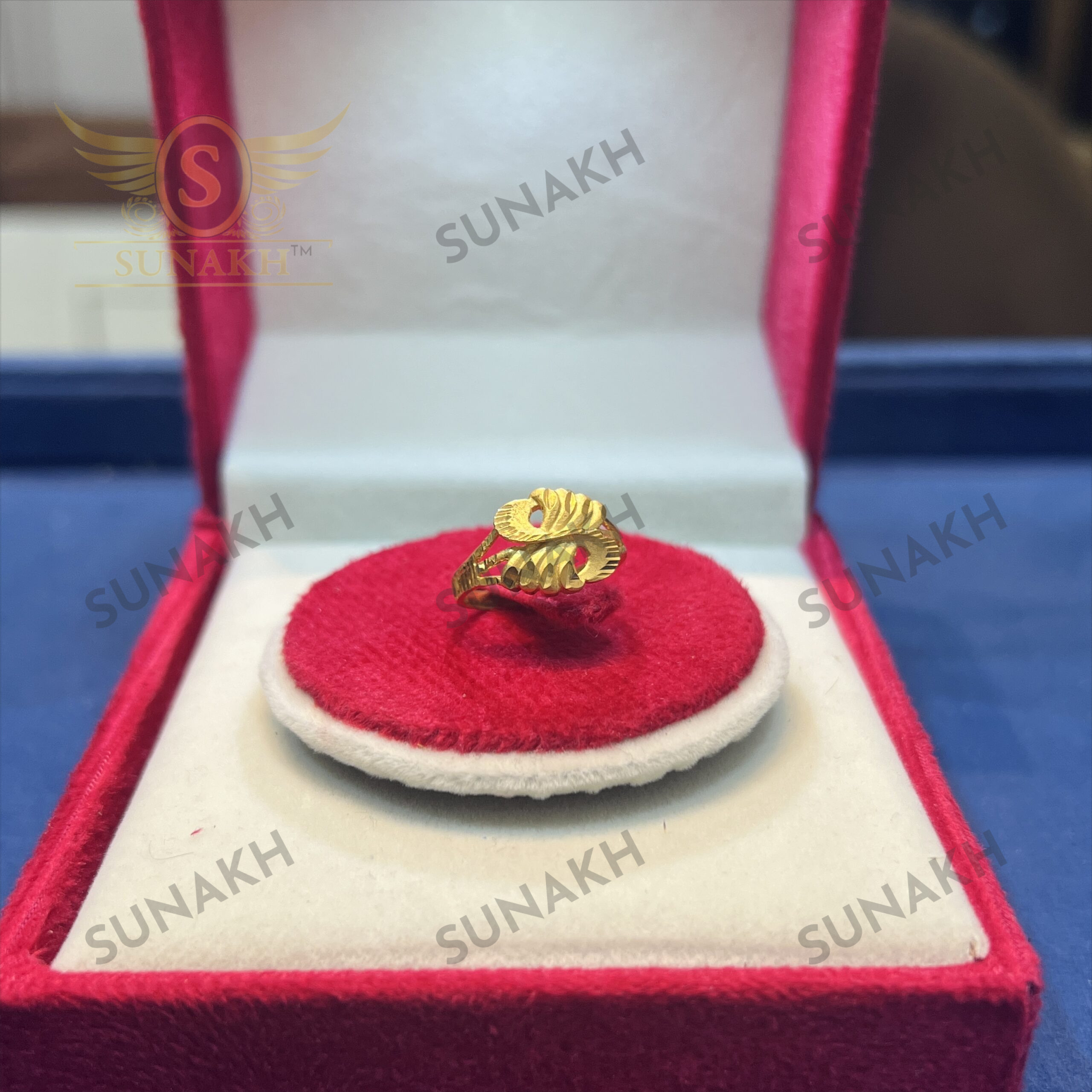 DIVYANKA RING
