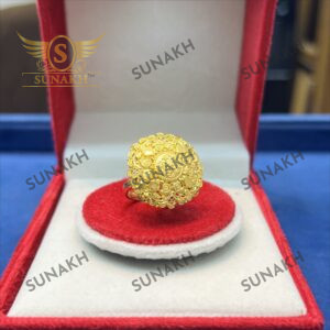 ARPITA COCKTAIL RING