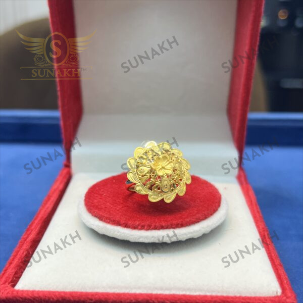 MUGHAL BLOOM COCKTAIL RING