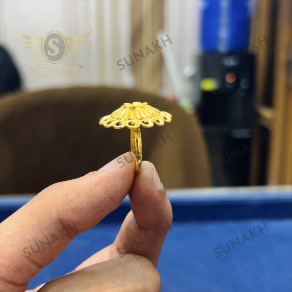 BLOOMSTONE COCKTAIL RING - Image 5