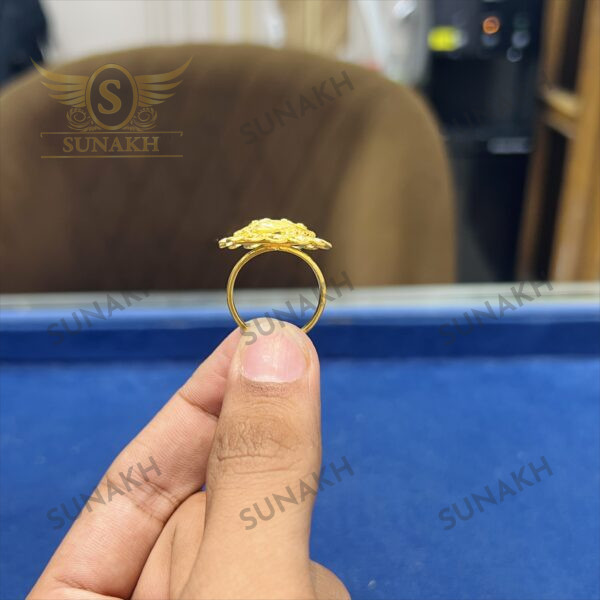 WHIMSY COCKTAIL RING - Image 4