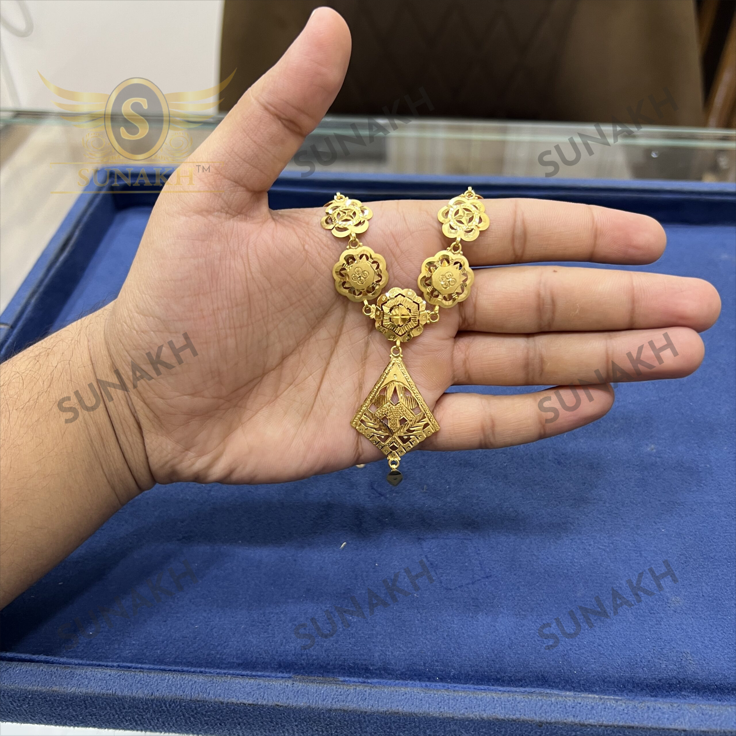 ROYAL BLOOM HERITAGE SET - Image 3