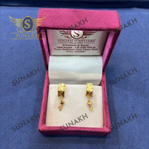ROYAL CHARM GOLD EARINGS