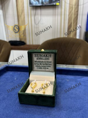 TRADITIONAL GOLD DROP EARINGS