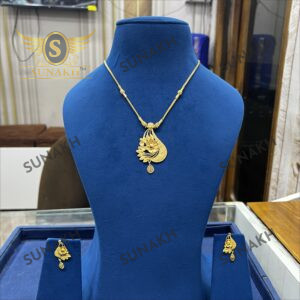 PEACOCK DESIGN NECKLACE SET