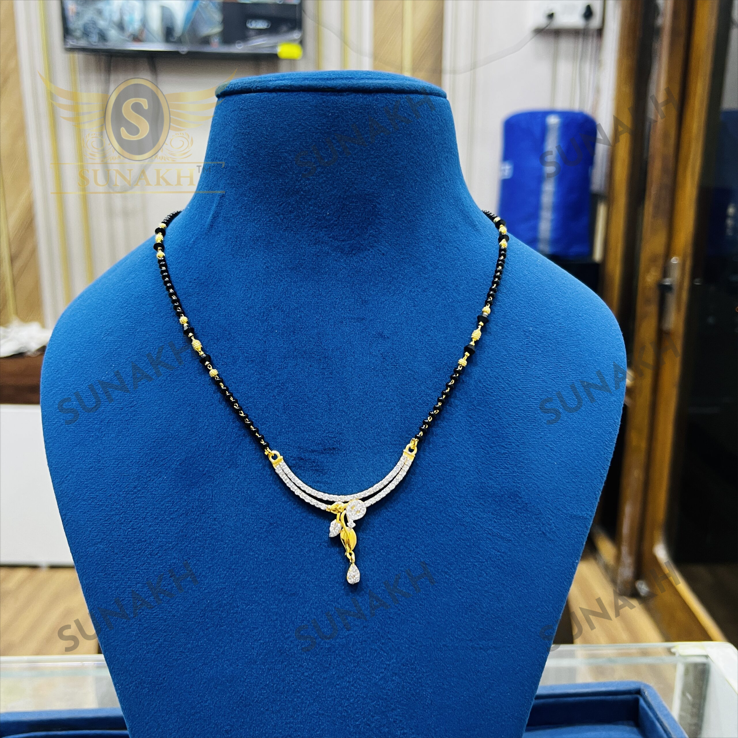 V - DESIGN MANGALSUTRA - Image 2