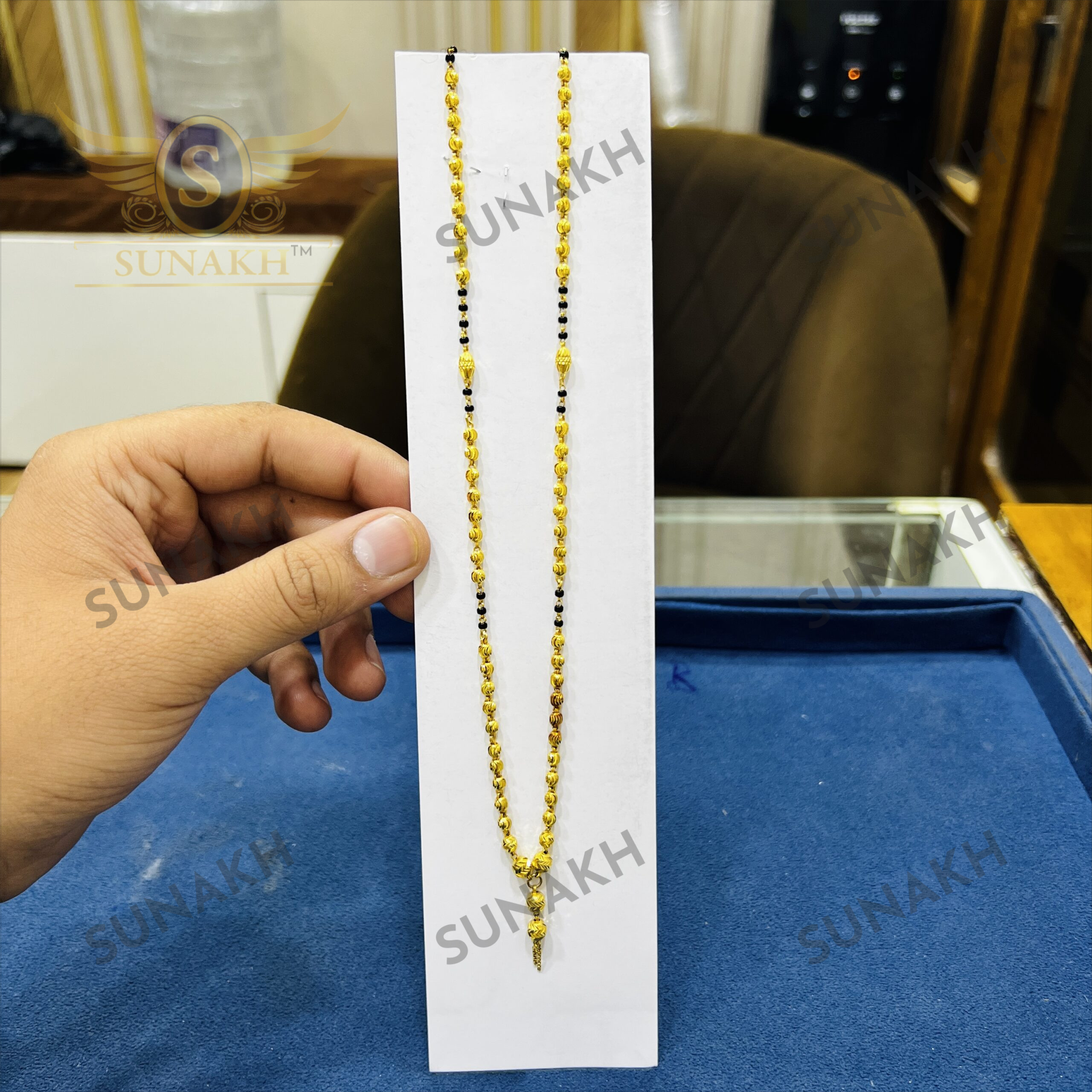 DAINTY PEARL LARIANT MANGALSUTRA - Image 2