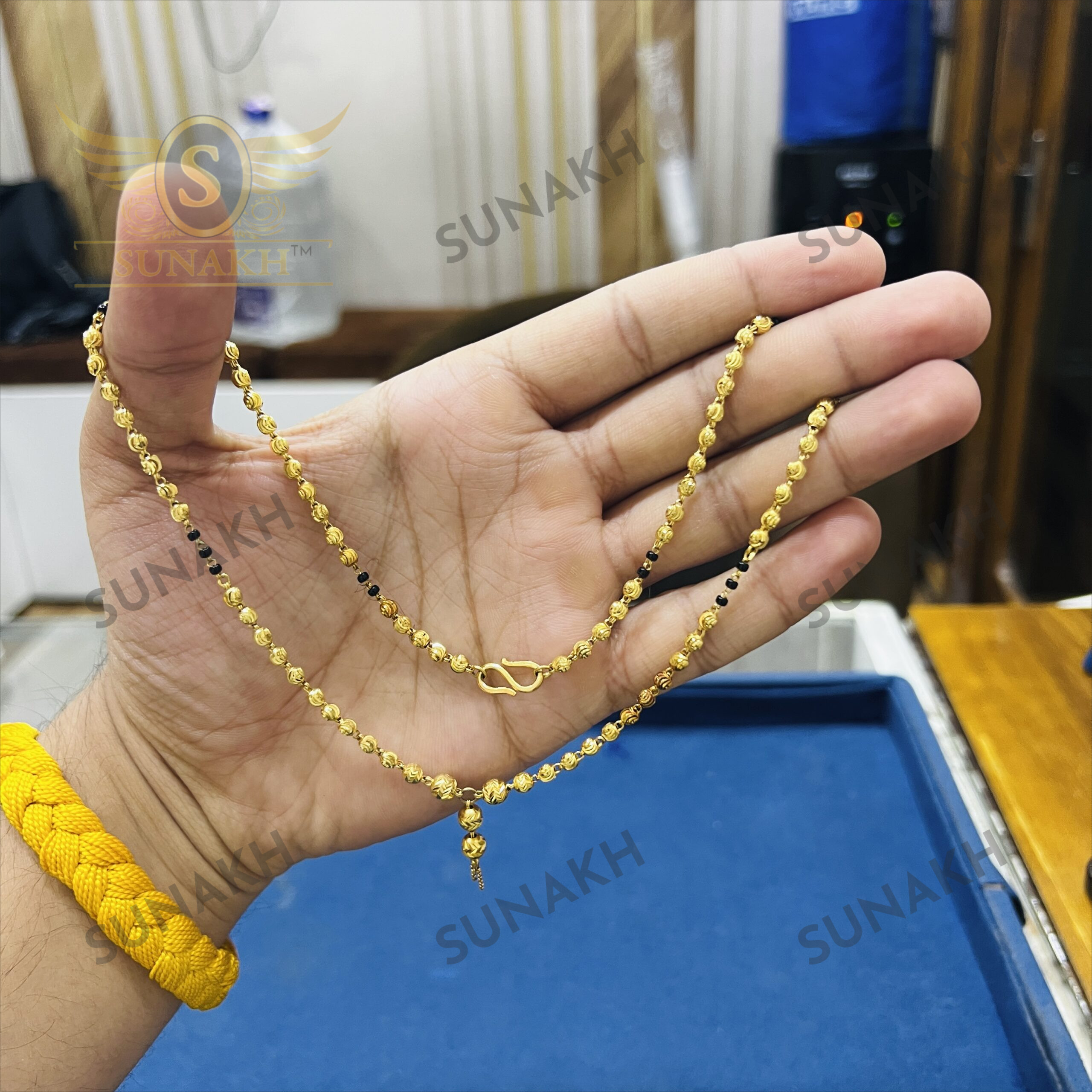 DAINTY PEARL LARIANT MANGALSUTRA - Image 3