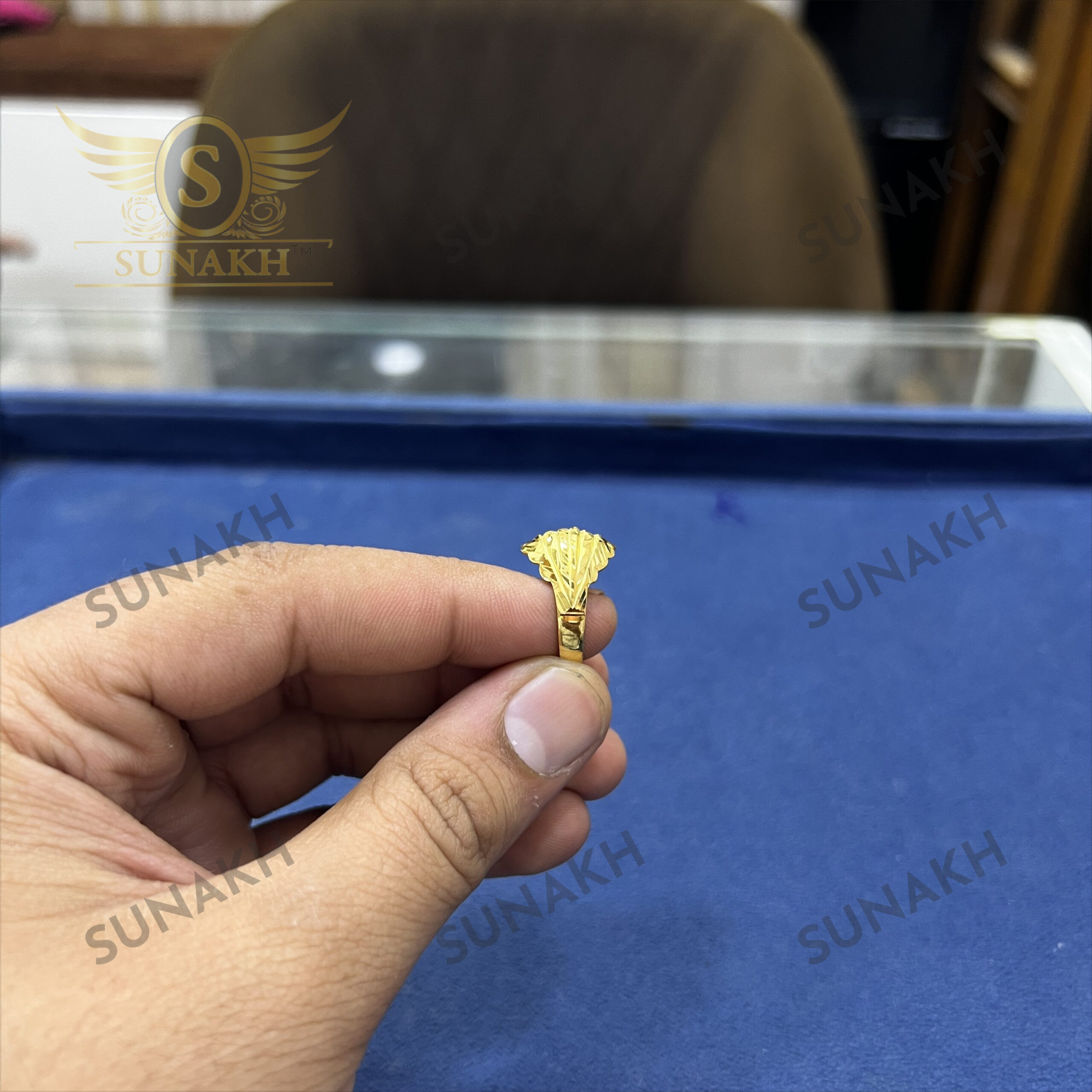 ADORABLE GOLD RING - Image 4