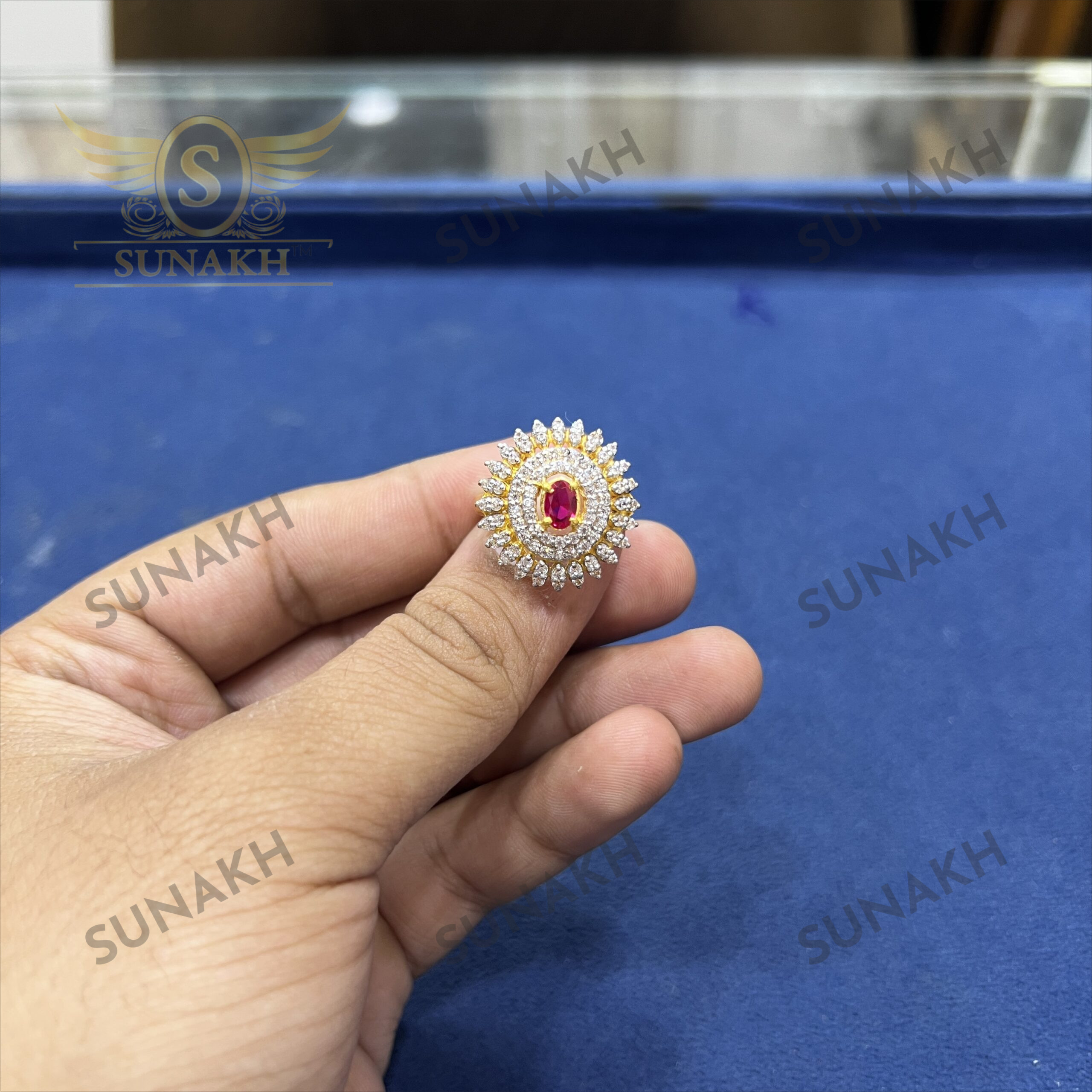 RED STONE ADORABLE LADIES RING - Image 2