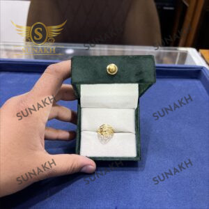 GOLD DESIGNER RING