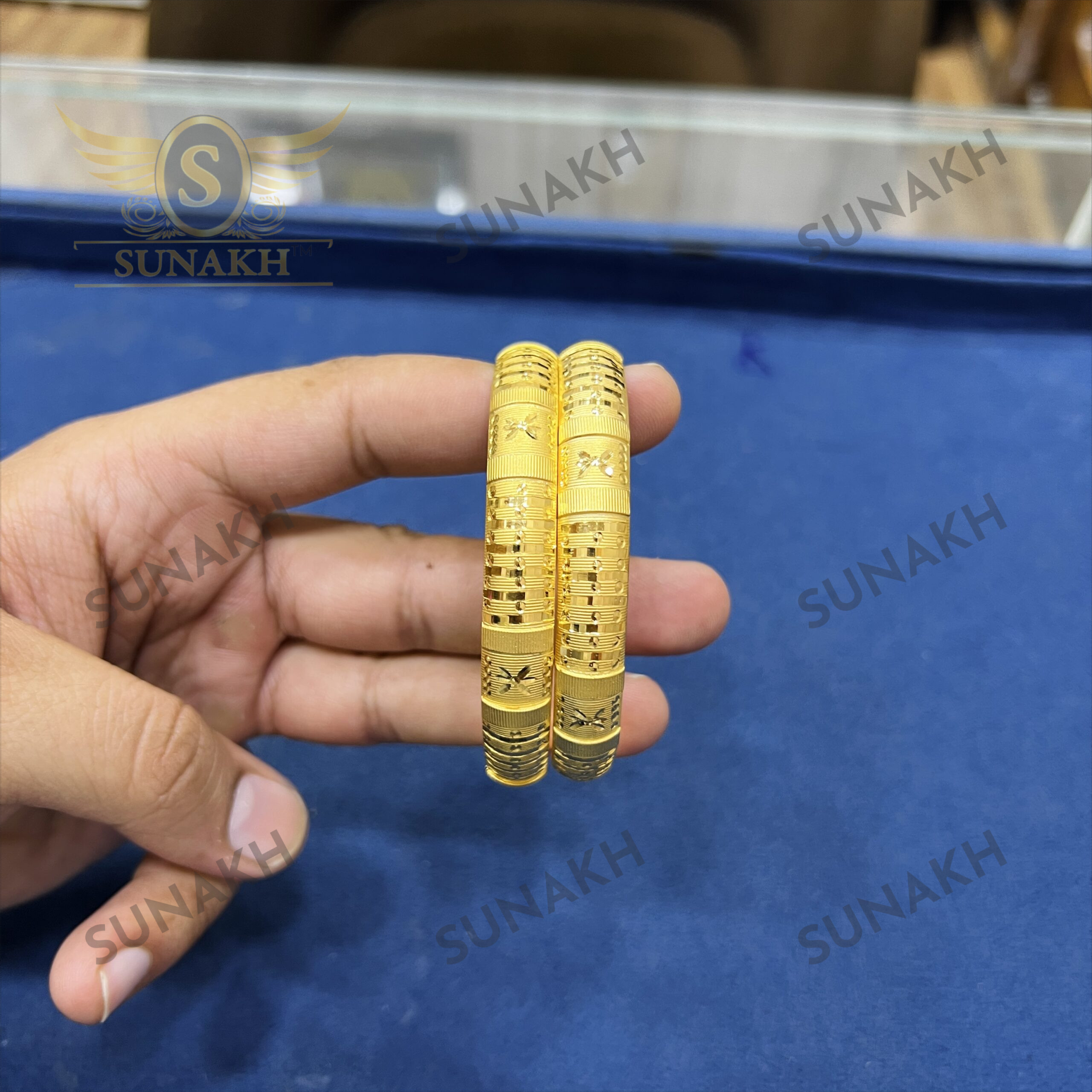 TRADITIONAL ENGRAVED BROAD BANGLES - Image 2