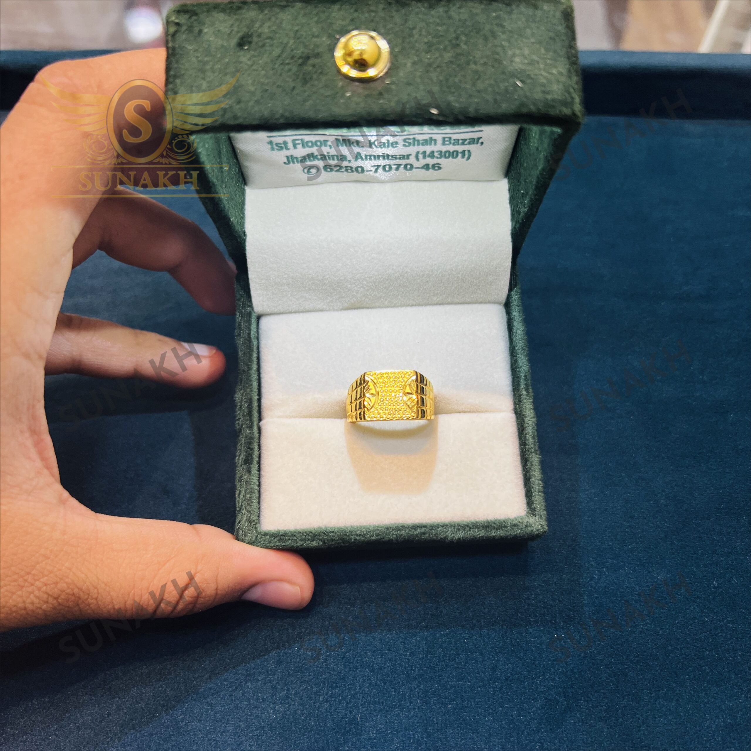 BOLD CRAFT RING
