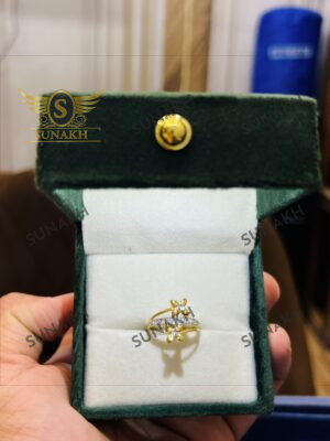 FASHIONABLE RING