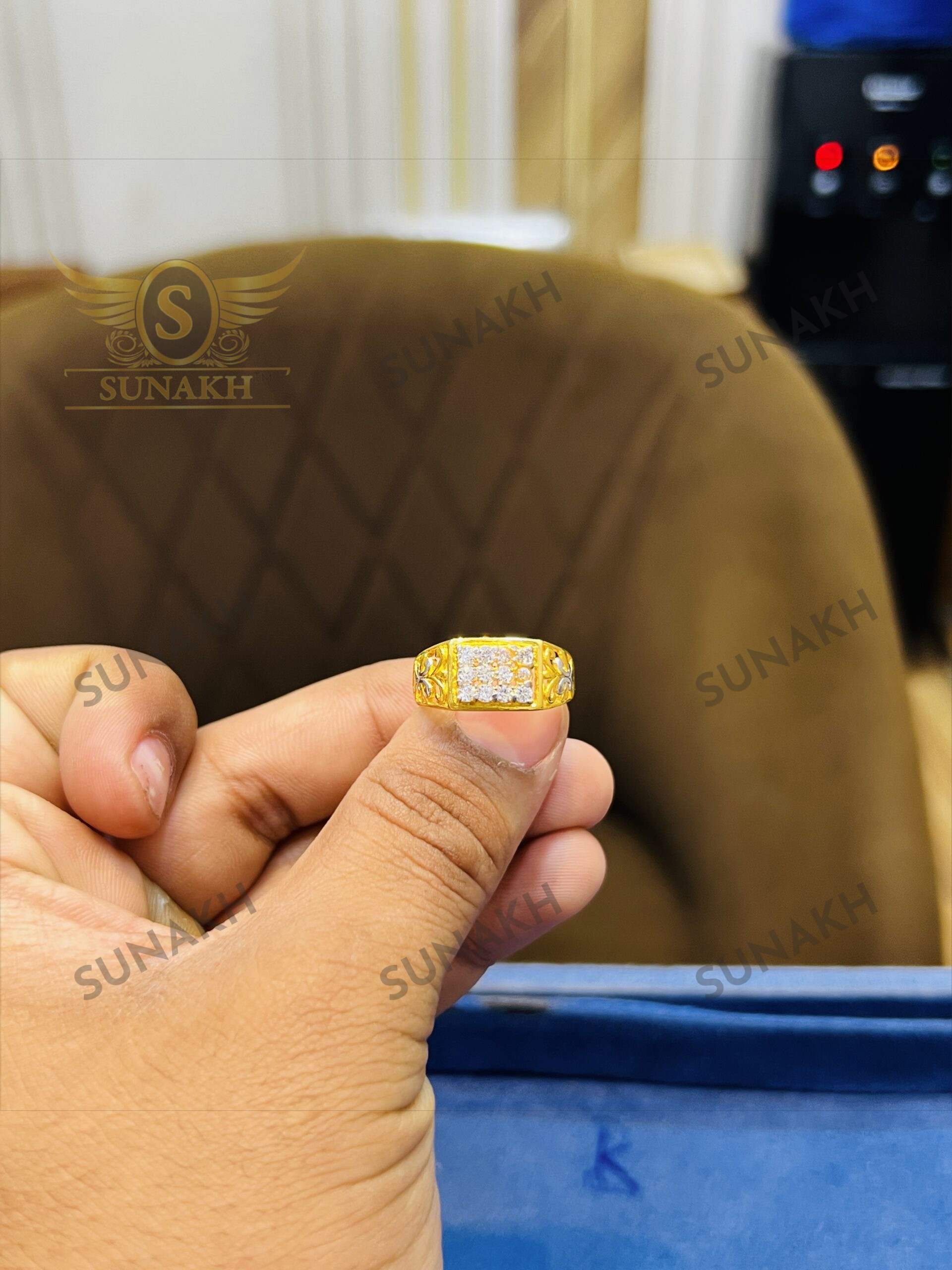 THICK BAND SIGNET RING - Image 2